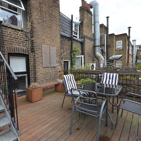 Cheerful 2 Bed Home With Terrace In Central Camden Лондон Екстериор снимка